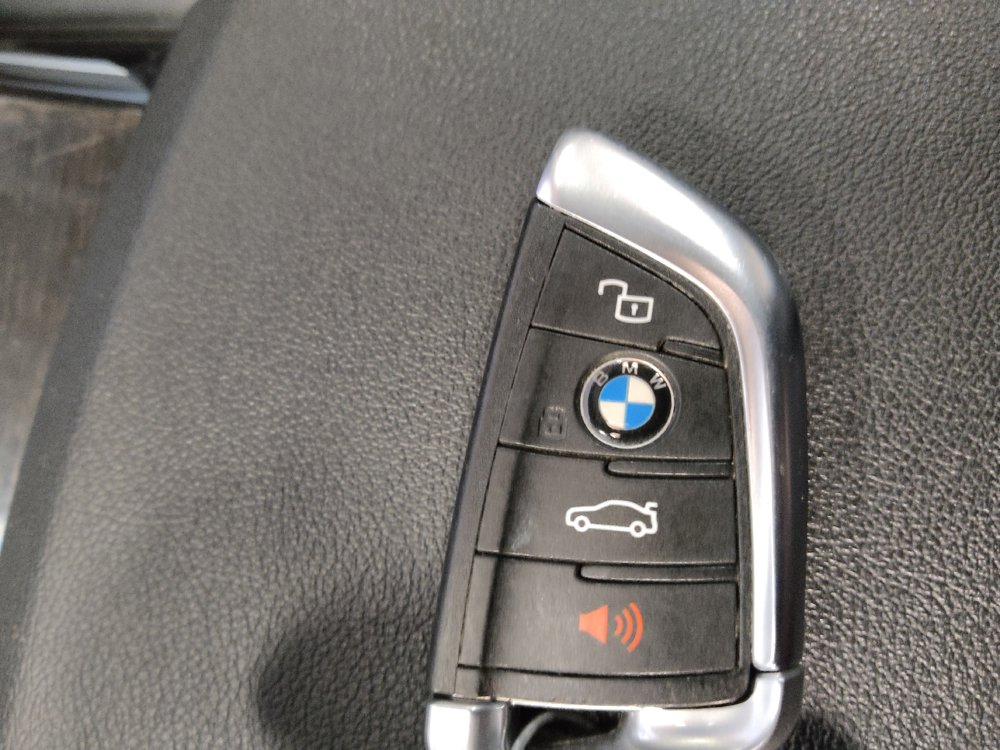 Used 2020 BMW 330i Sedan w/ Driving Assistance Package RWD image 32