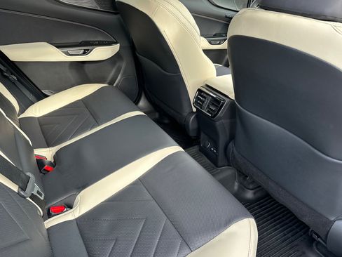 Used 2023 Lexus NX 350 AWD image 32