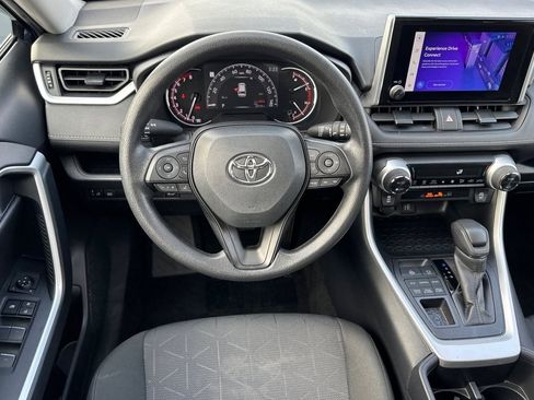 Used 2025 Toyota RAV4 XLE w/ Convenience Package image 28