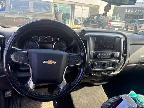 Used 2018 Chevrolet Silverado 1500 LT w/ All Star Edition AWD/4WD image 23