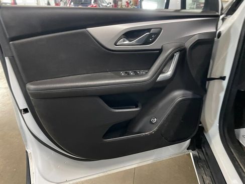 Used 2021 Chevrolet Blazer LT FWD image 20