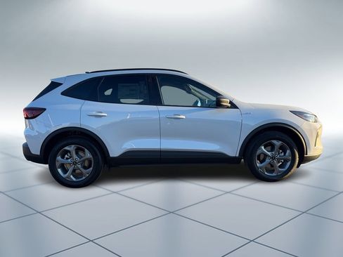 New 2026 Ford Escape ST-Line image 3