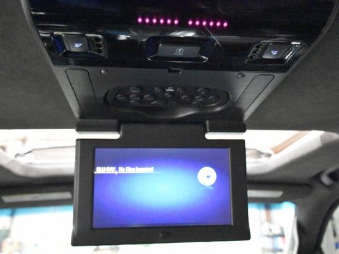 Used 2016 Cadillac Escalade Platinum AWD/4WD image 20