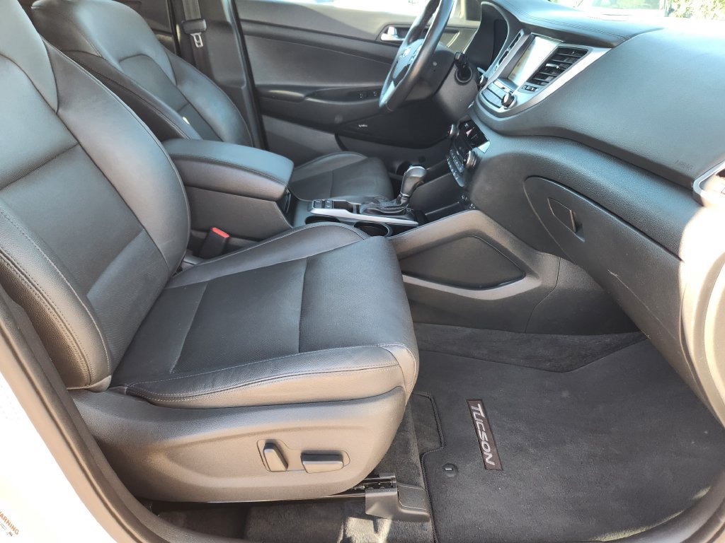 Used 2017 Hyundai Tucson Limited AWD/4WD image 18