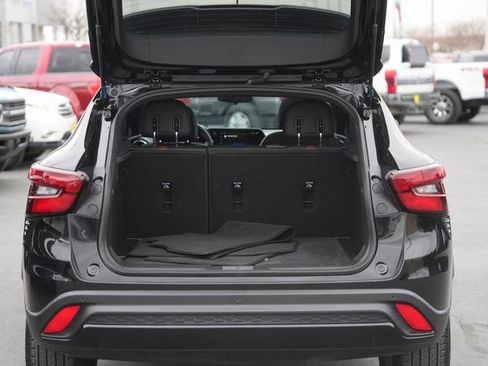 Used 2025 Chevrolet Trax RS w/ Sunroof Package image 31