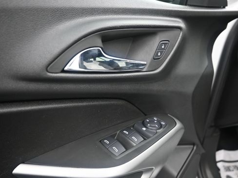 Certified 2024 Chevrolet Trax RS w/ Driver Confidence Package FWD image 22