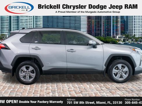 Used 2024 Toyota RAV4 XLE w/ Convenience Package FWD image 8
