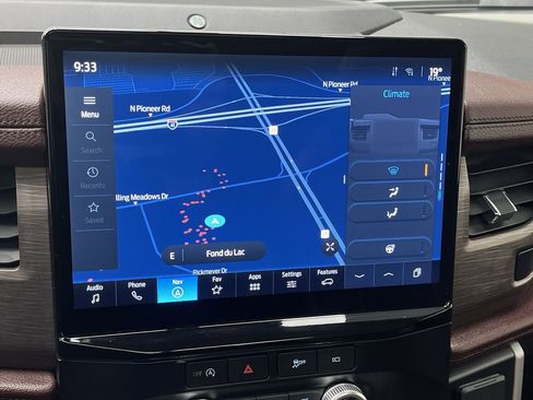 Used 2024 Ford Expedition Limited image 5