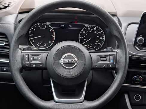 Used 2023 Nissan Rogue SV AWD/4WD image 12