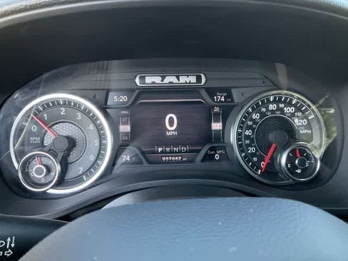 Used 2024 RAM 1500 Laramie RWD image 26