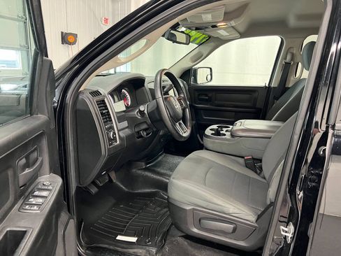 Used 2014 RAM 1500 Express w/ Black Ram 1500 Express Group AWD/4WD image 7