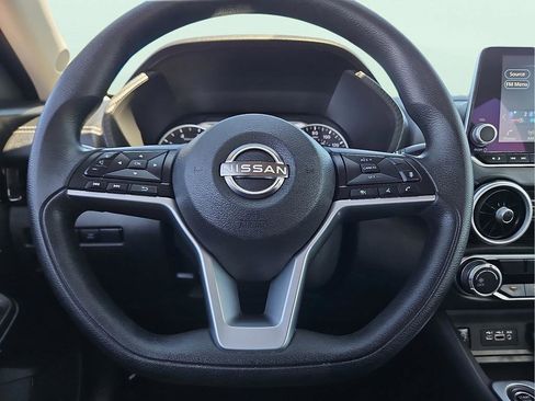 Used 2024 Nissan Sentra SV image 19