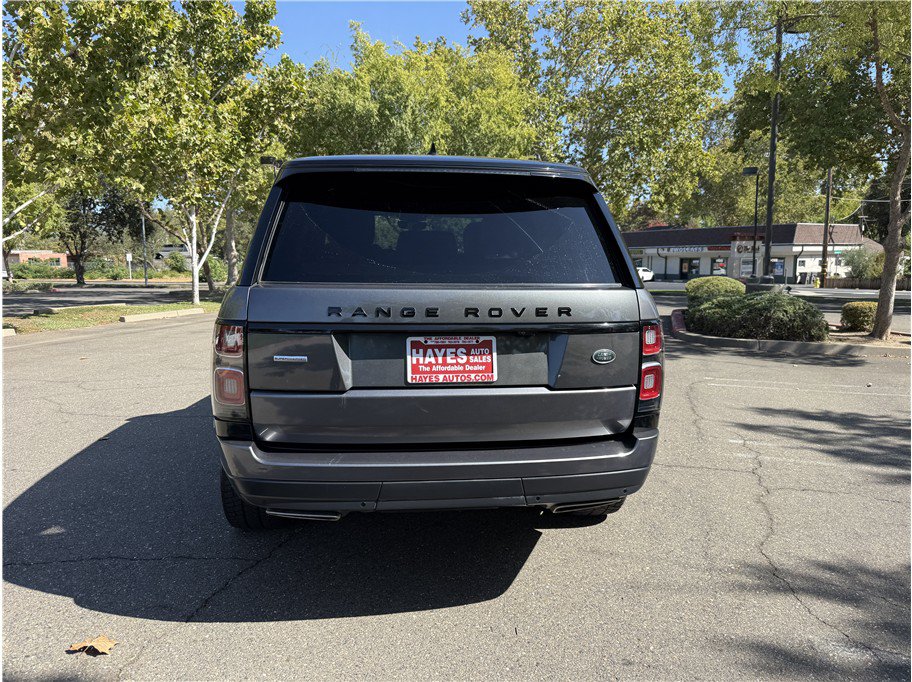 Used 2019 Land Rover Range Rover Supercharged AWD/4WD image 4