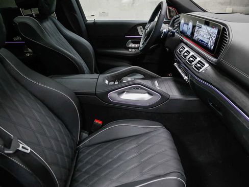 New 2026 Mercedes-Benz Maybach GLS 600 4MATIC image 16