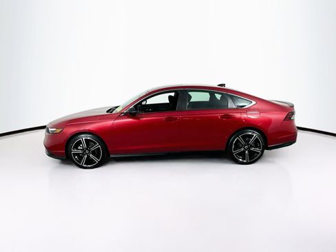 Used 2024 Honda Accord Sport image 4
