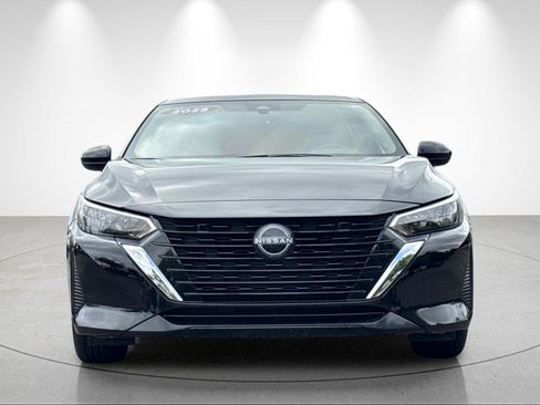 Used 2025 Nissan Sentra S FWD image 8