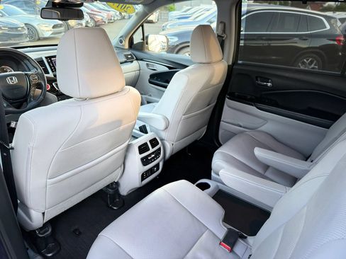 Used 2017 Honda Pilot Elite image 15