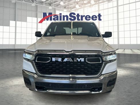 Used 2025 RAM 1500 Big Horn AWD/4WD image 8