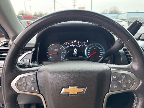 Used 2017 Chevrolet Suburban Premier image 9