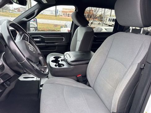 Used 2024 RAM 2500 Big Horn image 2