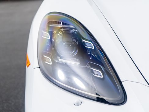 Used 2022 Porsche 718 Boxster S image 24