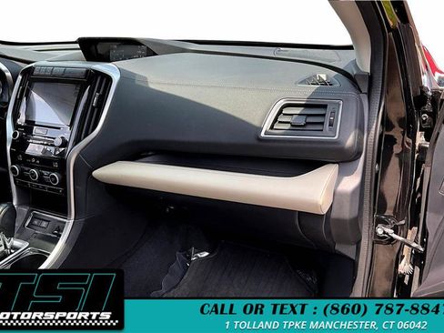 Used 2019 Subaru Ascent Limited AWD/4WD image 17