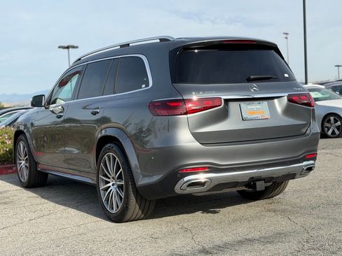 Used 2025 Mercedes-Benz GLS 450 4MATIC image 10