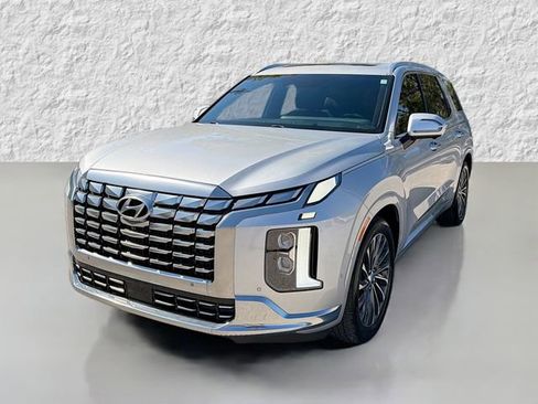 Used 2023 Hyundai Palisade Calligraphy w/ Cargo Package image 7