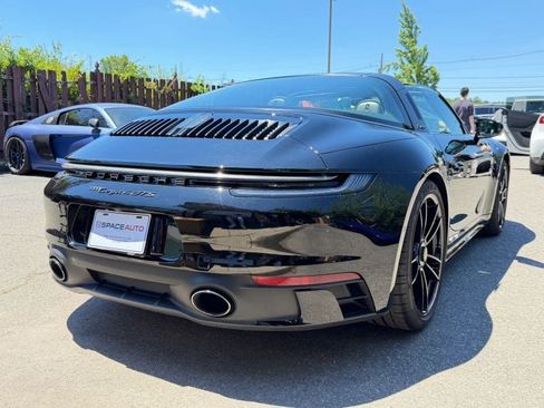 Used 2022 Porsche 911 Targa 4 GTS AWD/4WD image 6