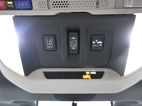 Used 2024 Subaru Forester Premium AWD/4WD image 24