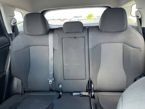 Used 2025 Kia Sportage LX FWD image 32