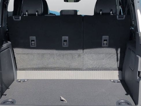 New 2025 Ford Bronco Badlands image 11