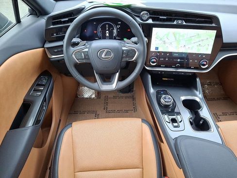 Used 2023 Lexus RZ 450e Premium image 12