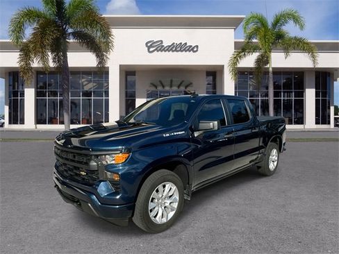 Used 2022 Chevrolet Silverado 1500 Custom image 1