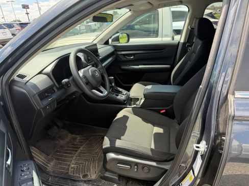 Used 2025 Honda CR-V EX image 7