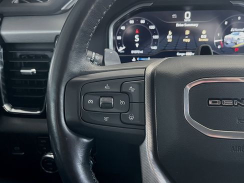 Used 2023 GMC Sierra 1500 Denali AWD/4WD image 14