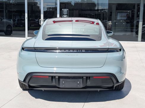 New 2025 Porsche Taycan image 10