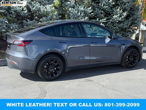 Used 2023 Tesla Model Y Long Range AWD/4WD image 7