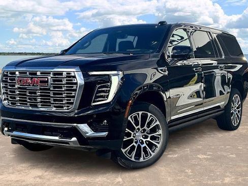 New 2026 GMC Yukon XL Denali w/ Sun & Power Step Package image 2