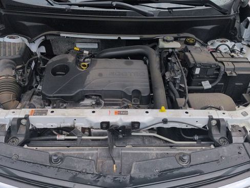 Used 2024 Chevrolet Equinox LT FWD image 32