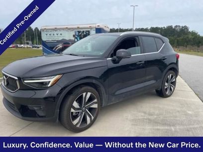 Used 2025 Volvo XC40 B5 Plus