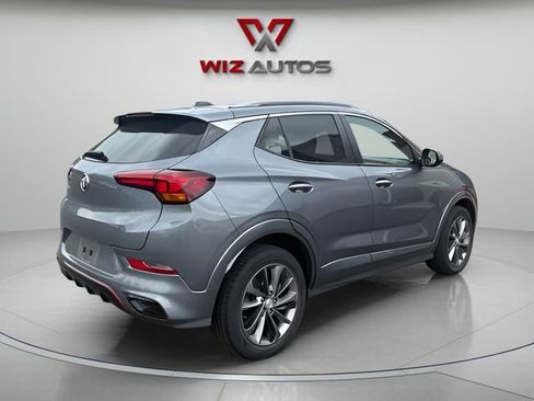 Used 2022 Buick Encore GX Select w/ Sport Touring Package FWD image 5
