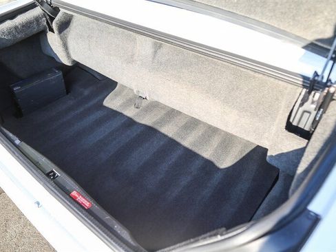 Used 1995 Mercedes-Benz E 320 Convertible image 89