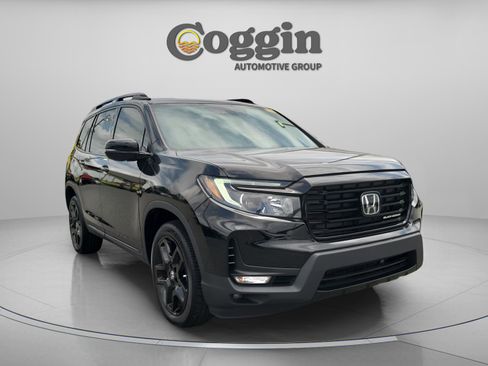 Certified 2024 Honda Passport Black Edition image 8