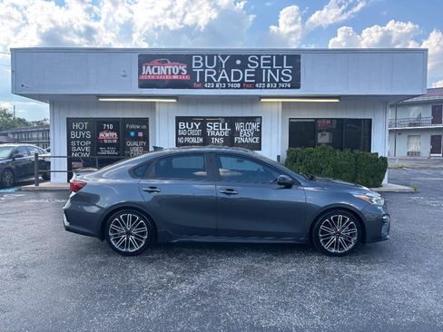 Used 2021 Kia Forte GT w/ GT2 Package FWD image 1