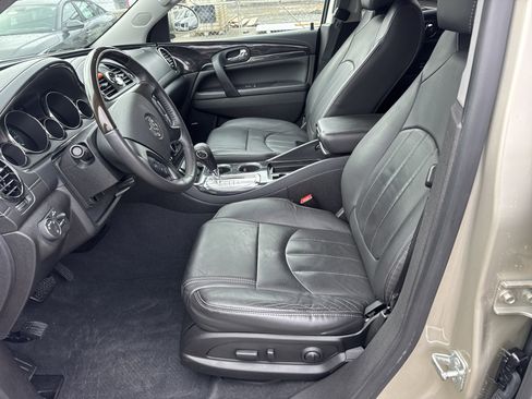 Used 2016 Buick Enclave Leather image 9