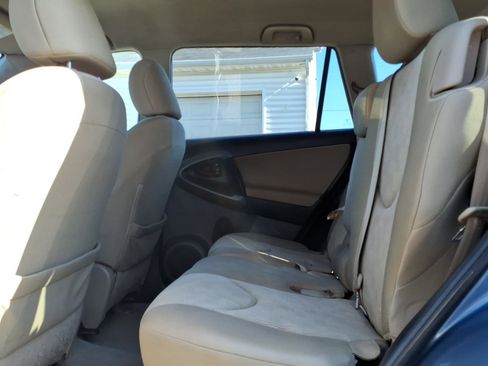 Used 2012 Toyota RAV4 FWD w/ Value Pkg image 9