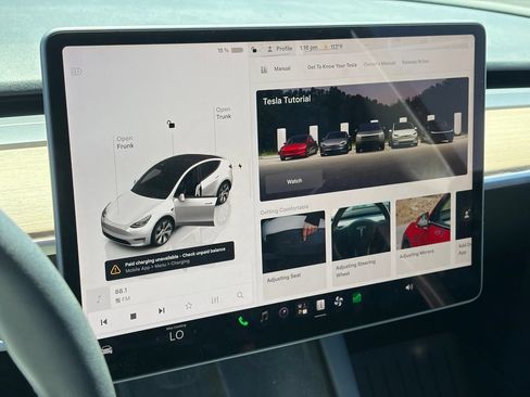 Used 2023 Tesla Model Y Long Range AWD/4WD image 9