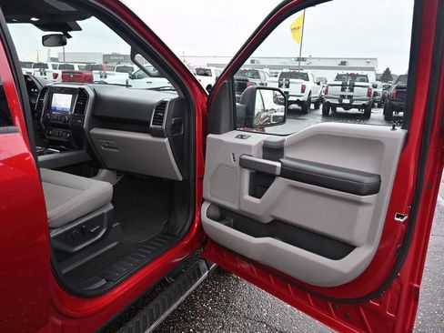 Used 2019 Ford F150 XLT w/ Equipment Group 302A Luxury image 19