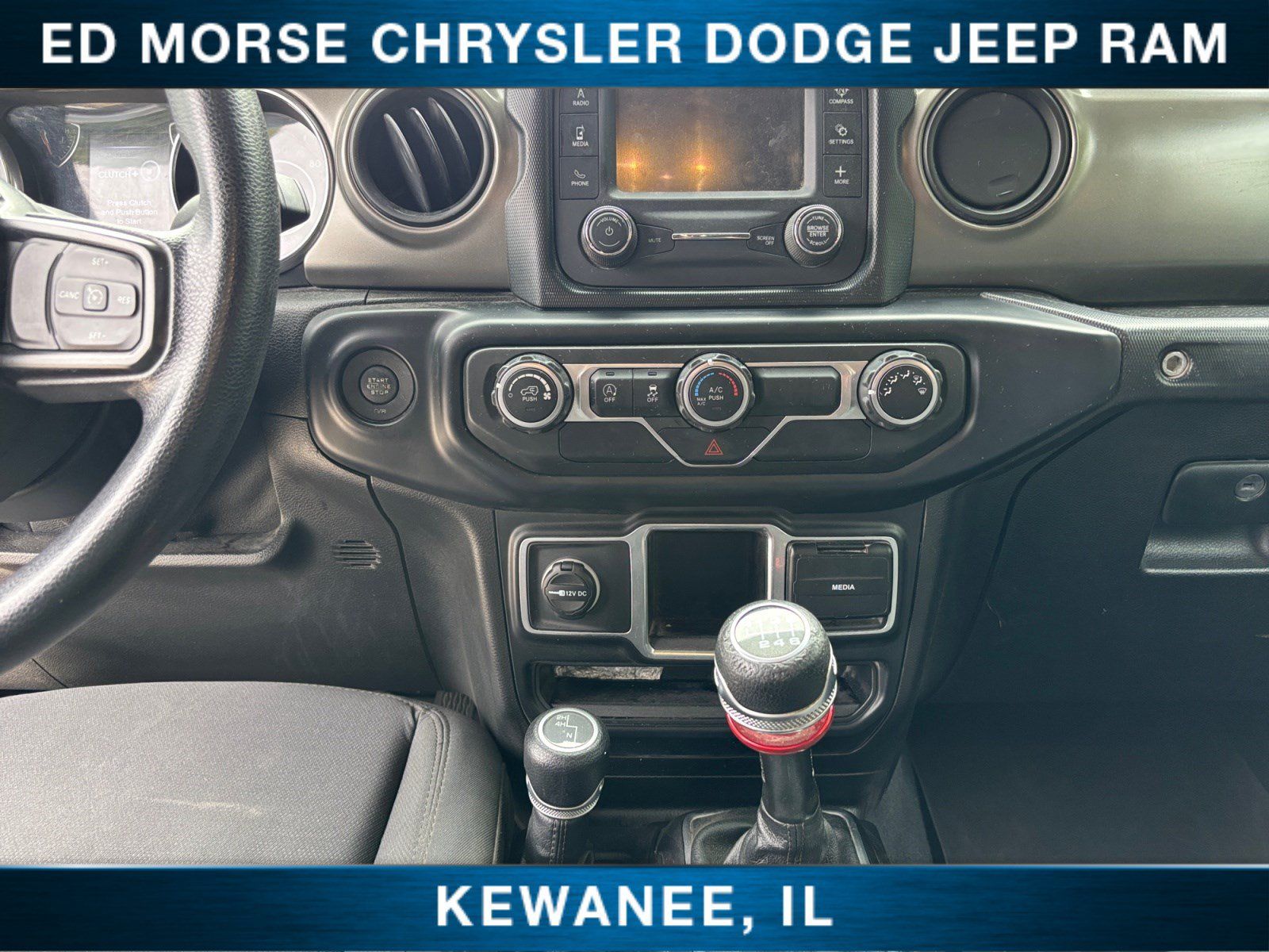 Used 2019 Jeep Wrangler Sport AWD/4WD image 11